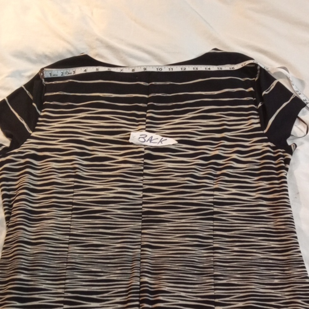 3/$25 Navy & White J. Taylor Patterned Dress Size 20W - Picture 11 of 12
